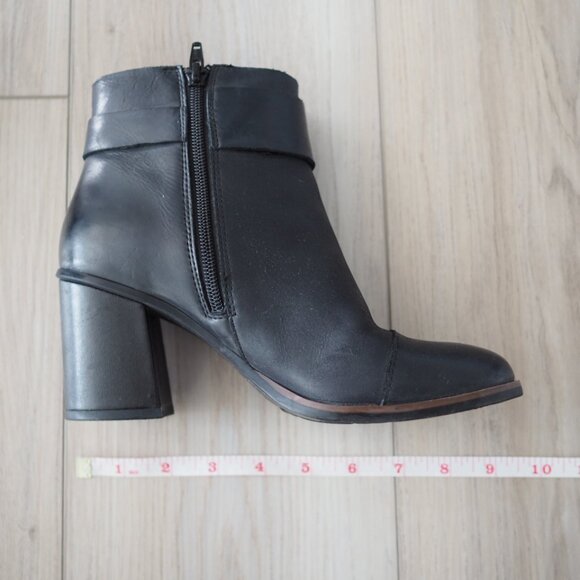 Korks Ease Decola Sz 6M Leather Black Ankle Boots Block Heels round toe Women's - Picture 11 of 12